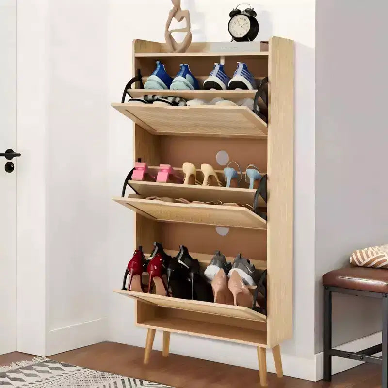 Zapatero Marrón de Rattan con 3 Puertas – Hasta 20 Pares