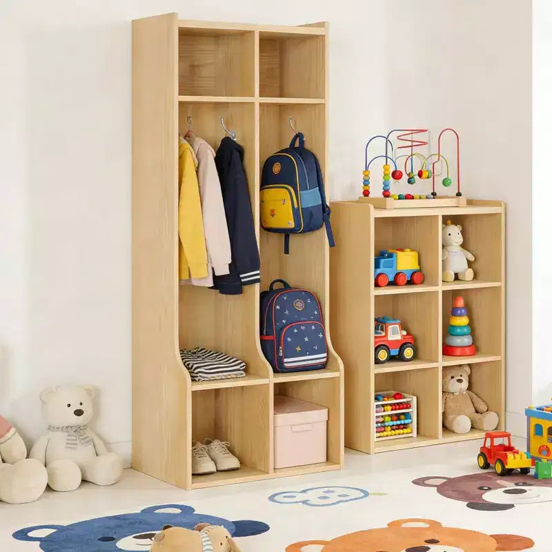 Natural / Blanco, casillero para niños de 2 secciones con 4 ganchos y 4 cubículos, 1 persona