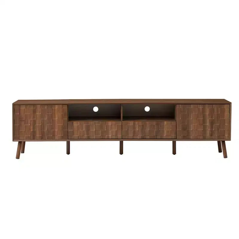 Mueble de TV blanco con frente geométrico y cajones, apto para televisores de hasta 85"